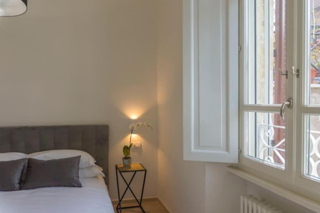 Ferienwohnung Borgo Charme Elegante E Unico. Dimora Da Sogno Rom Exterior foto